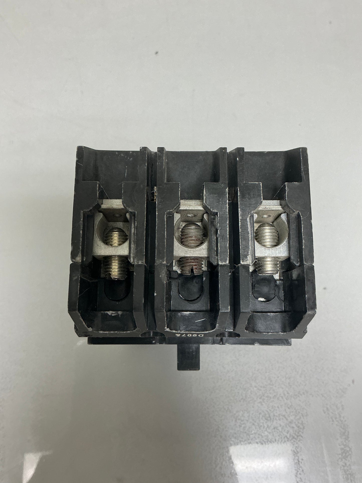 Used General Electric TEY340 40 Amp, 3 Pole, 480 Volt Breaker