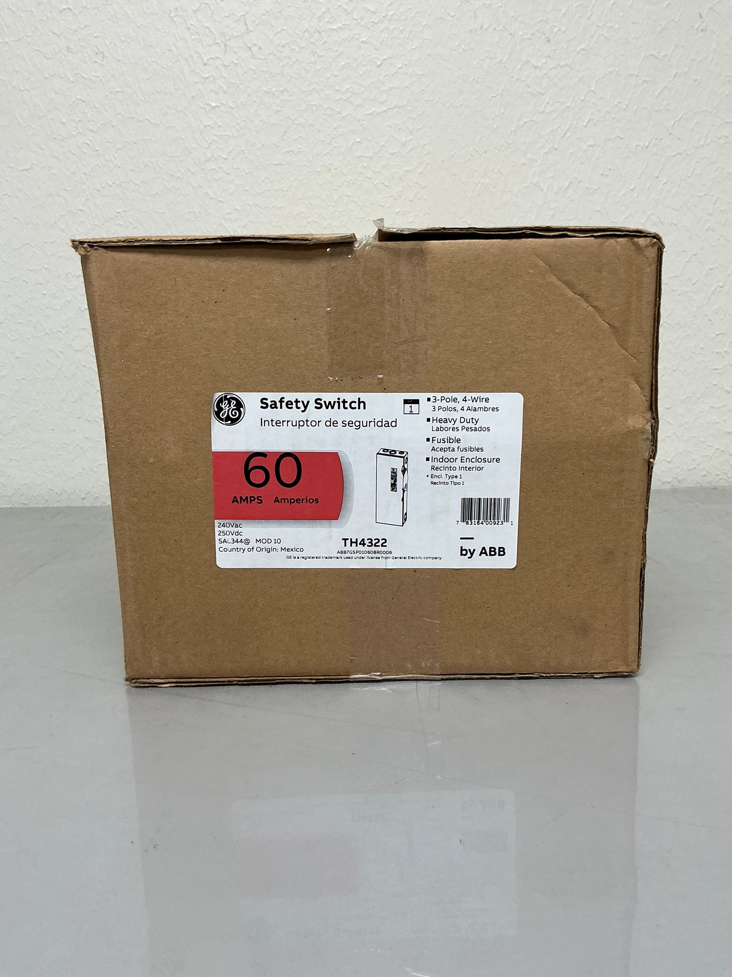 New In Box General Electric TH4322 60 Amp, 240 Volt, Indoor, Fusible, 3 Phase Disconnect