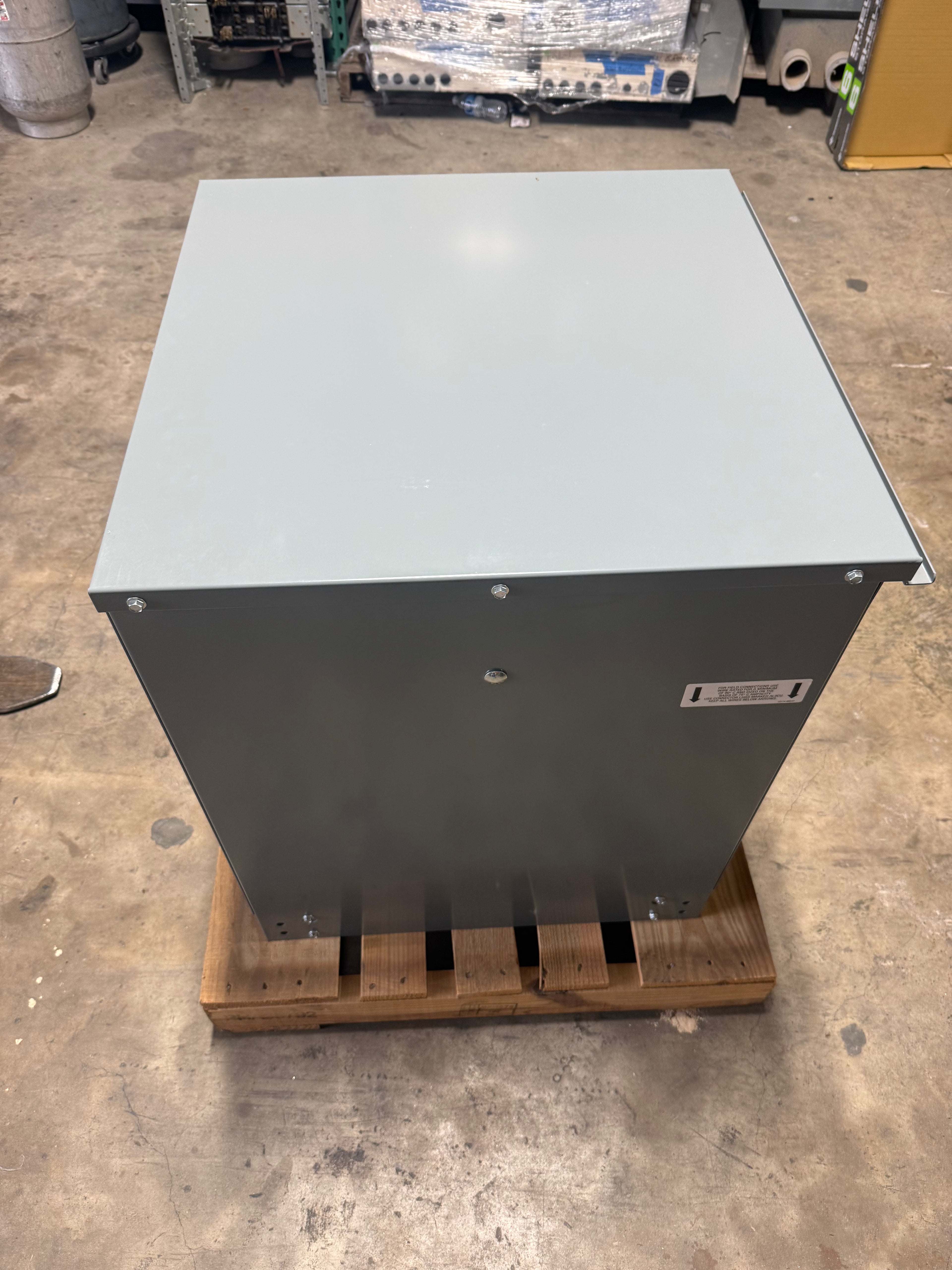 New Square D 45 KVA Transformer, 3 Phase, Primary 480, Secondary 208/120 Delta Y