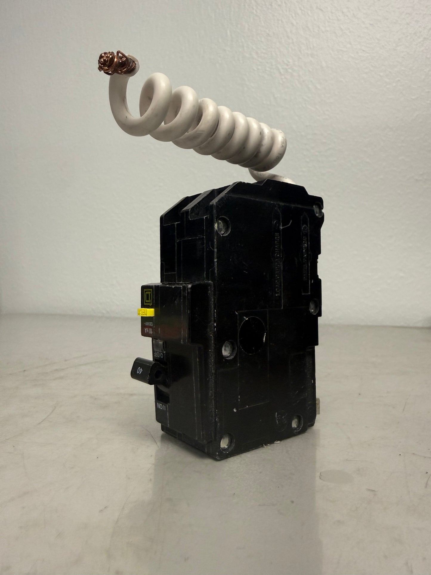 Used Square D QO240GFI 2 Poles, 40 Amps, 240 Volts